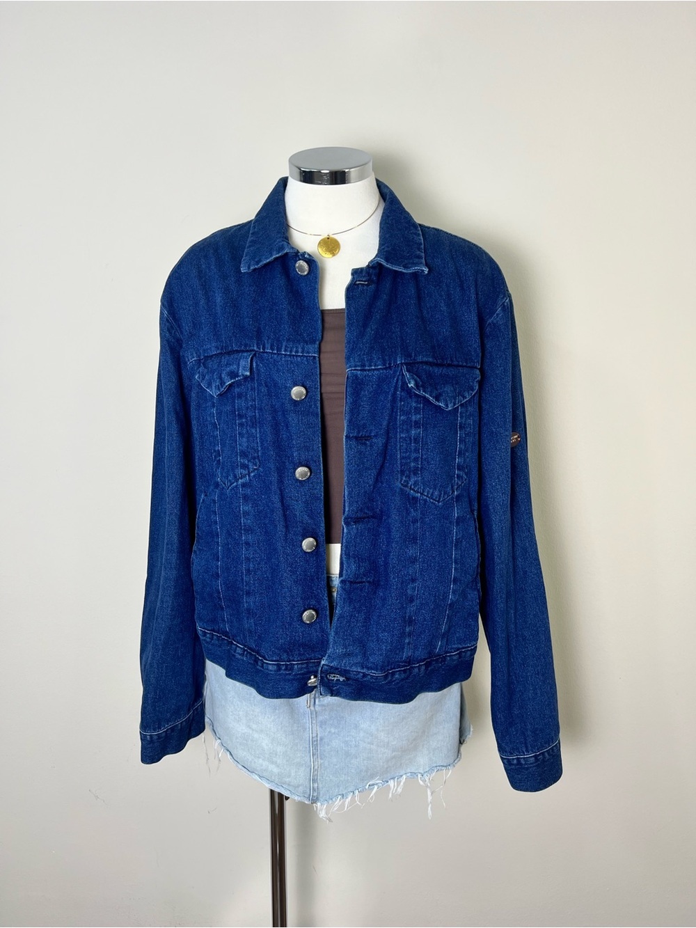 Vintage Valentino Jeans Denim Jacket Blue Logo Button Trucker 100% Cotton Size L